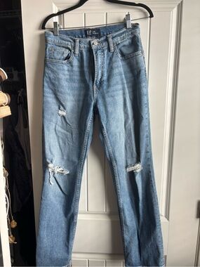GAP Light Wash Straight-Leg Jeans with Knee Distressing